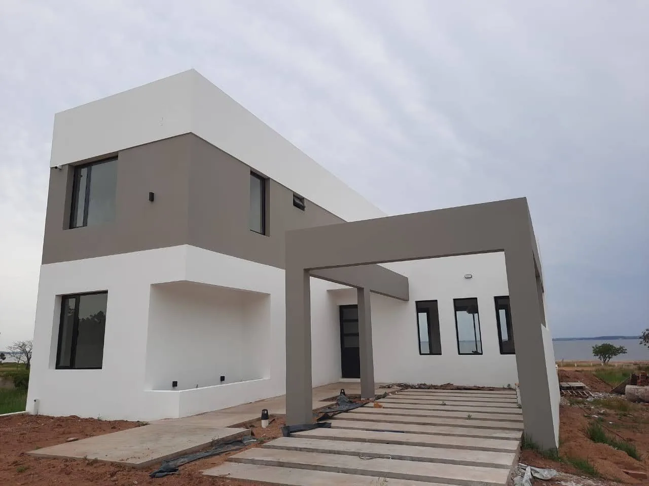 Bahía del Lago 1 — propiedades en Santa Ana cerca del río — Pezzelatto Construcciones