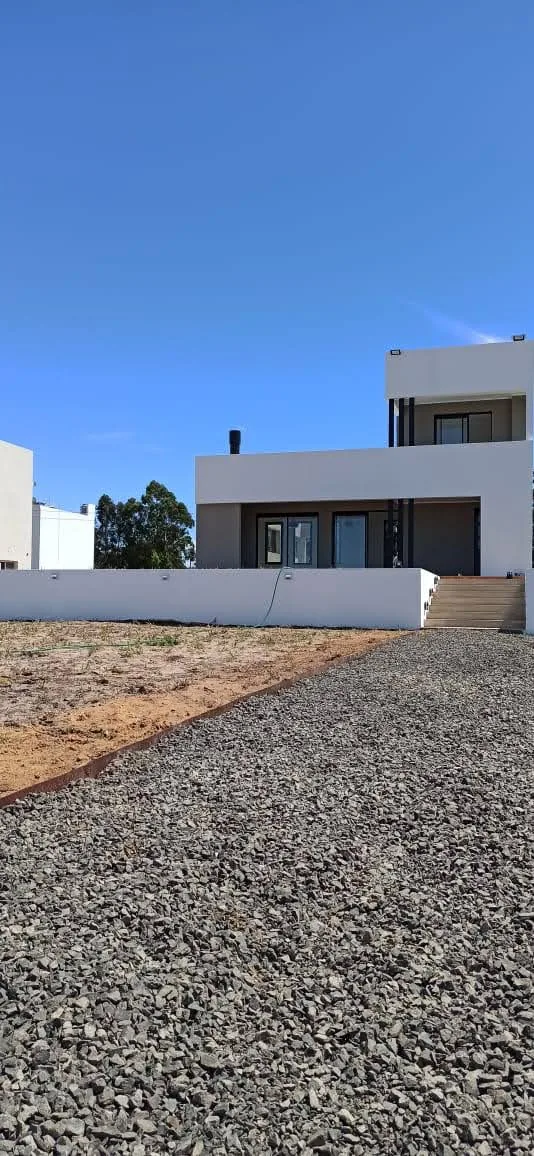 Bahía del Lago 1 — casas de veraneo en Santa Ana Entre Ríos — Pezzelatto Construcciones