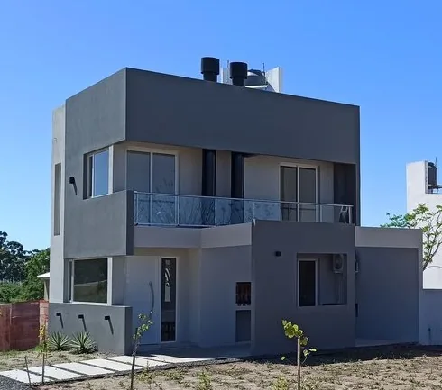 Bahía del Lago C — comprar casa en Santa Ana Entre Ríos — Pezzelatto Construcciones