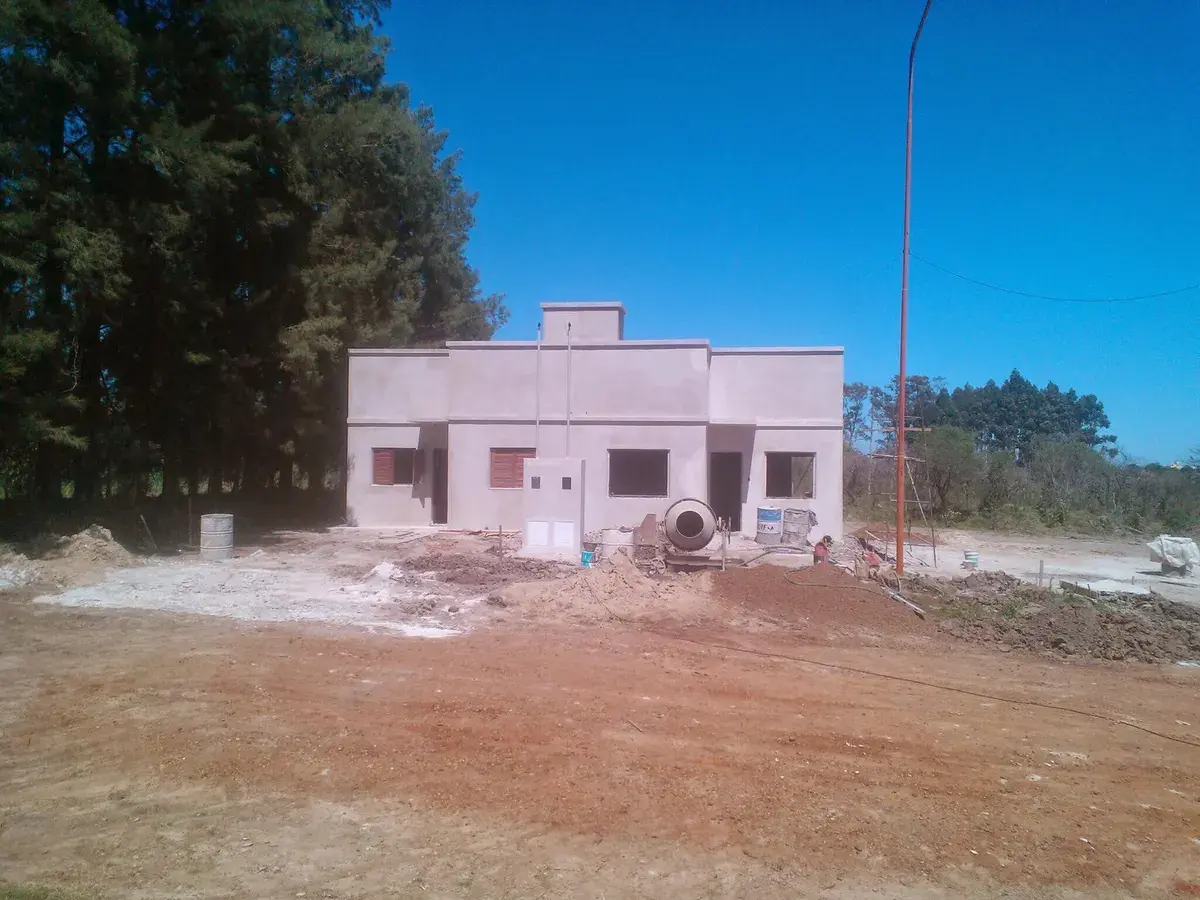 Barrio Jardín Casa Minimalista — desarrollo inmobiliario Chajarí — Pezzelatto Construcciones