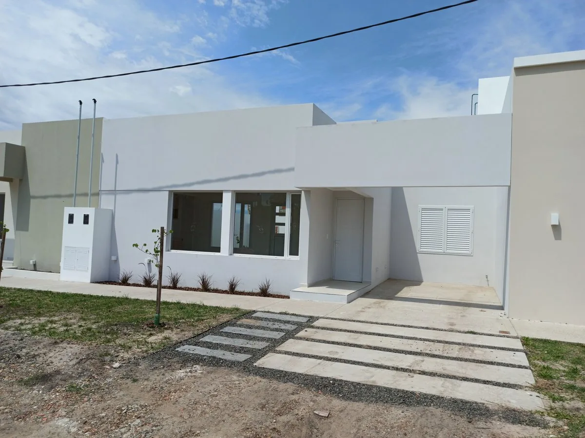 M8 — casas nuevas en venta Chajarí — Pezzelatto Construcciones